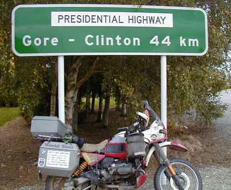 NZ.PresidentialHwy.jpg (22891 bytes)