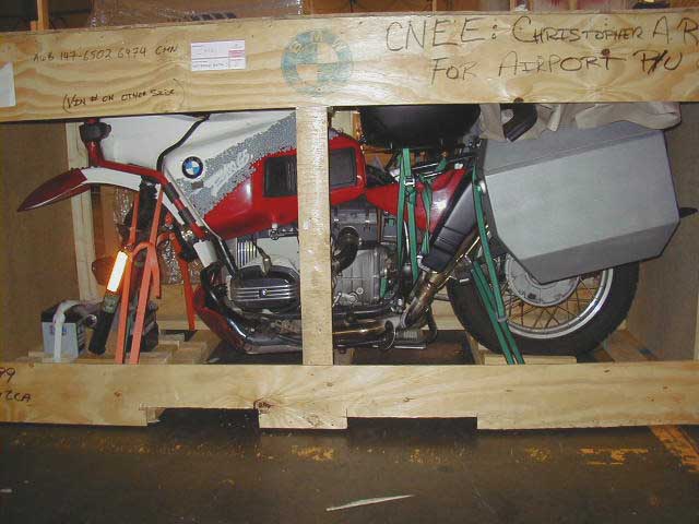 Total weight of 2 crated bikes = 630 kilos (1390pounds)